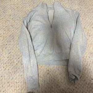 Cropped grey hoodie